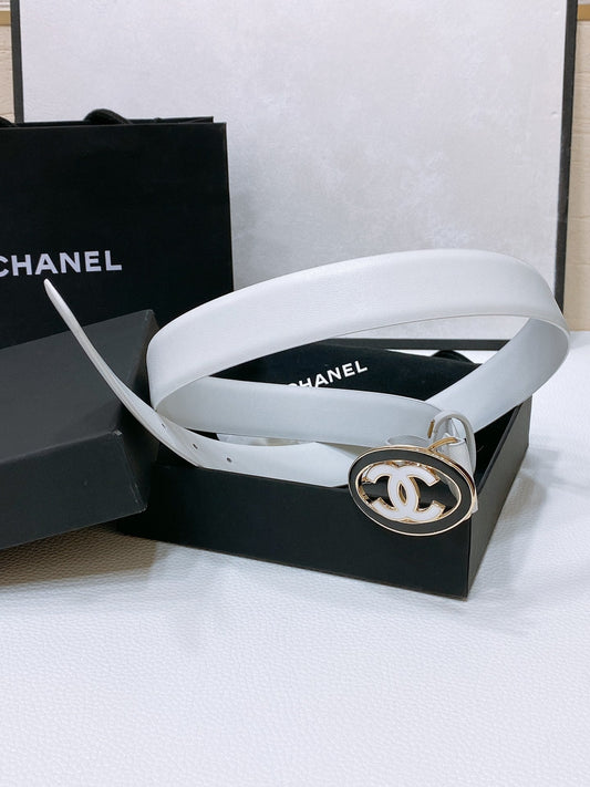 CC 30MM BELT IN WHITE SMOOTH CALFSKIN WHITE MIX BLACK METAL HARDWARE