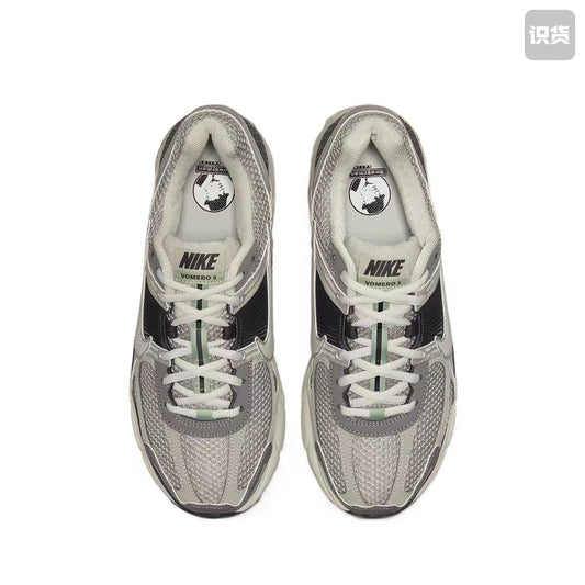 Nike Vomero 5 Sneakers in Green, Gray and Black