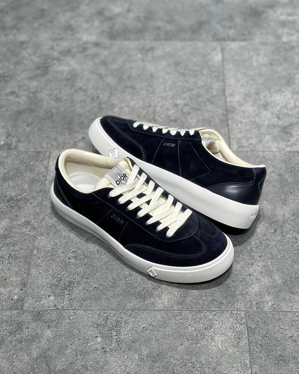 DIO Sneakers