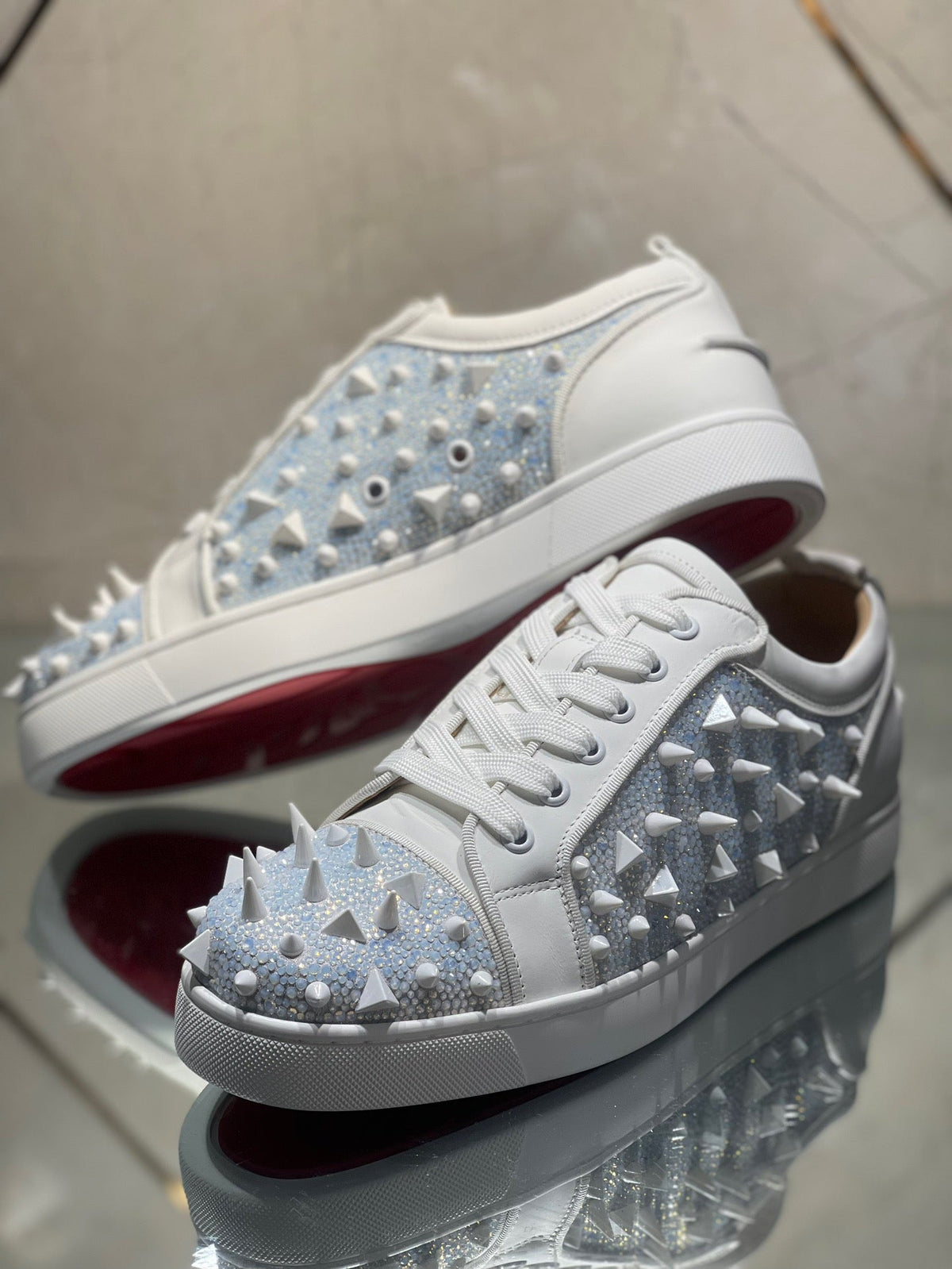 Sneakers & Shoes