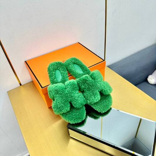 0RAN SHEARLING SANDALS EMERALD GREEN