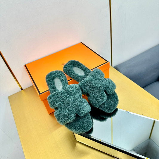 0RAN SHEARLING SANDALS FOREST GREEN