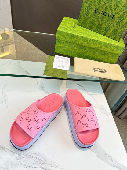 PLATFORM SANDALS IN BABY PINK MONOGRAM IMPORTED TPU
