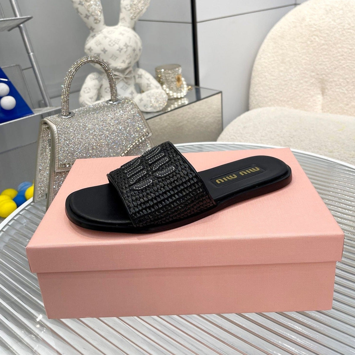 Slippers Black Leather With Sedge Straps