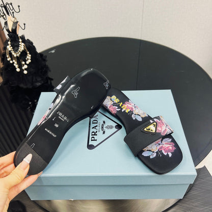 PRA PRINTED SLIDES SLIPPERS BLACK SATIN