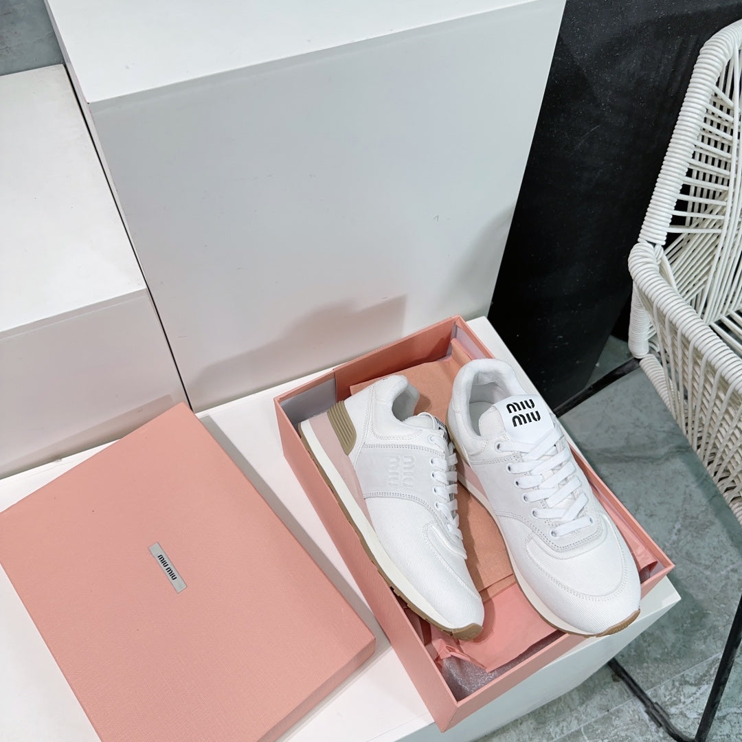 White And Light Gray Sneakers Canvas