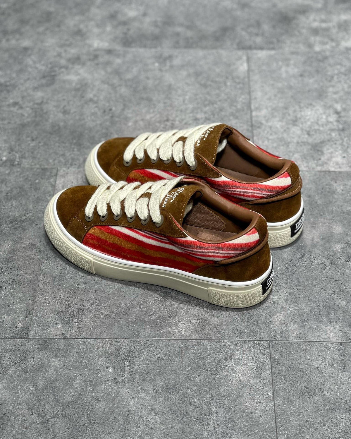 DIO Sneakers