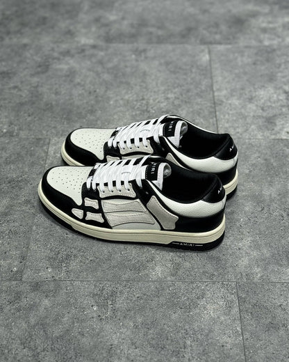 AMR Sneakers