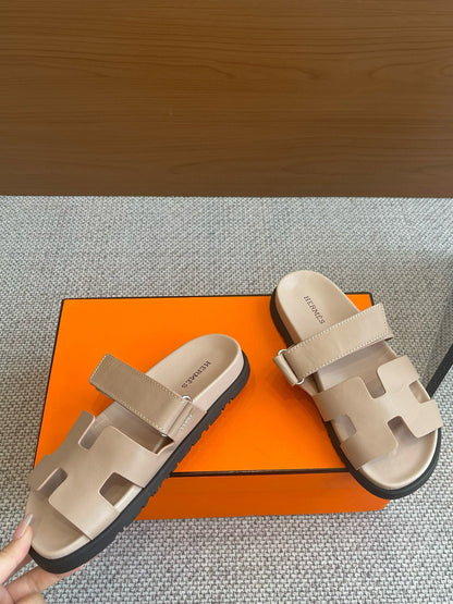 HERM Sandals