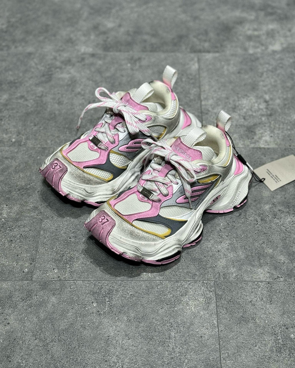 BLCG Sneakers