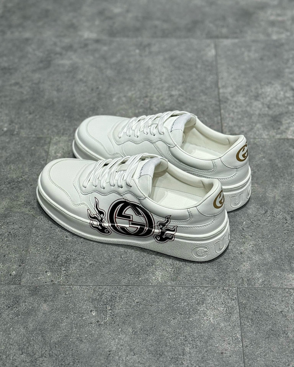 GUC Sneakers