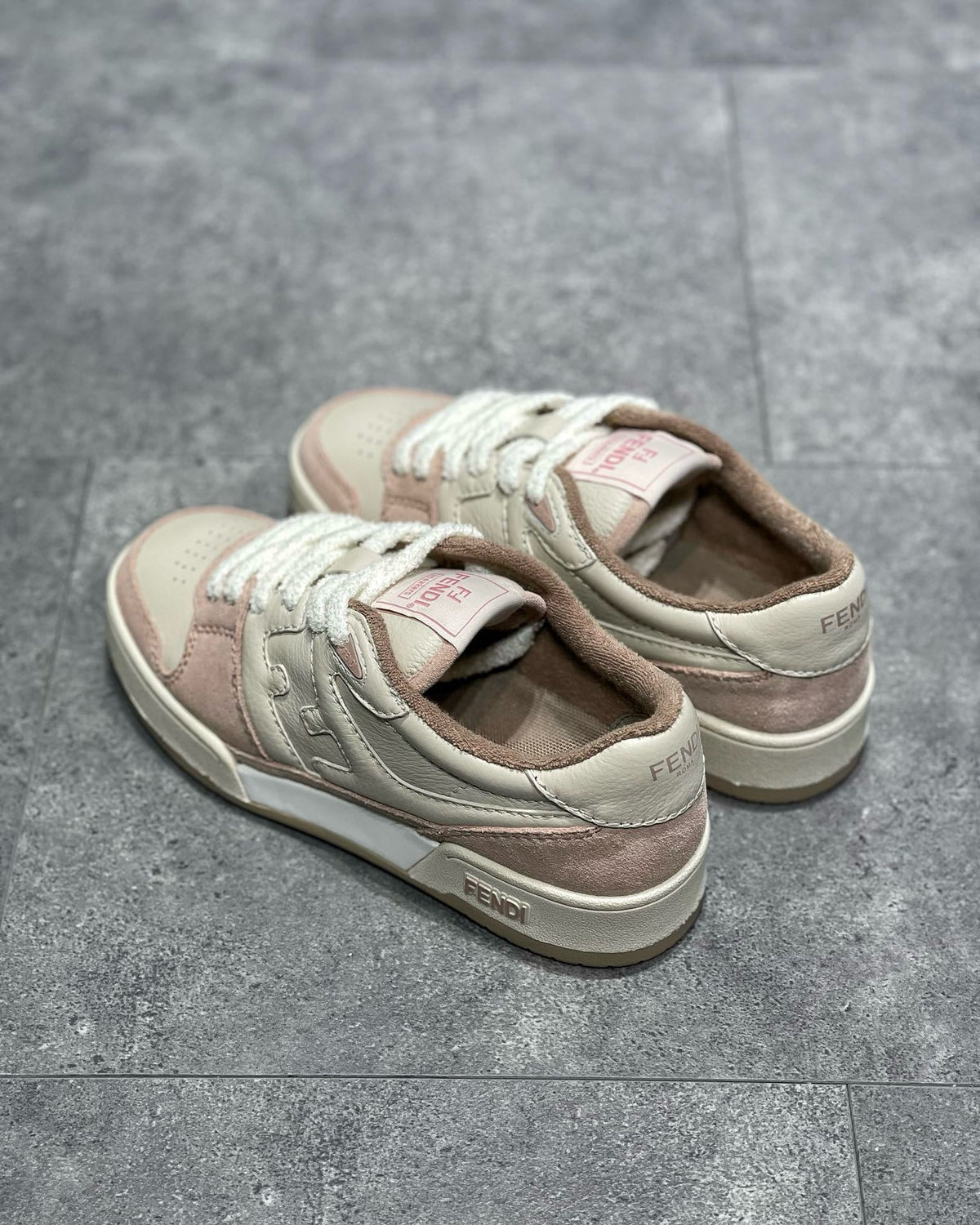 FEN Sneakers