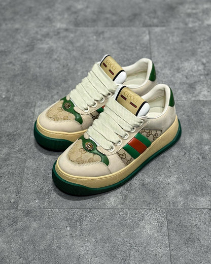 GUC Sneakers