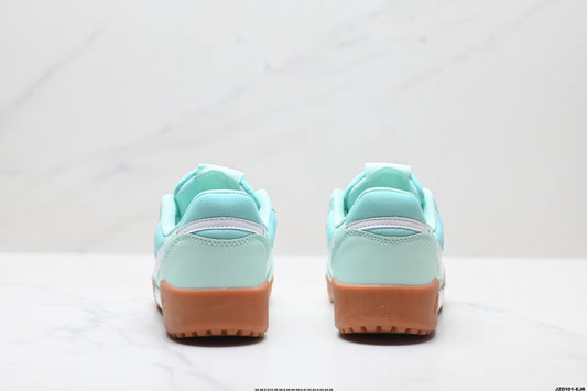 Nike Terra Manta Sneakers in Aqua and Gum