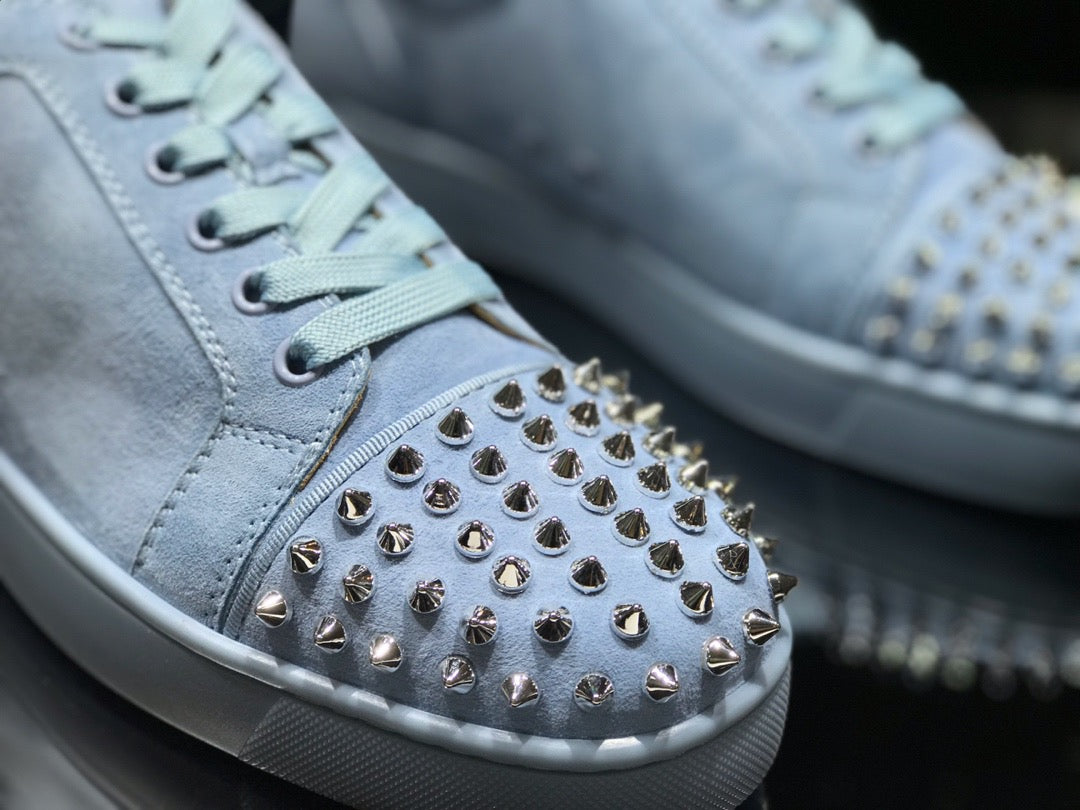 Sneakers & Shoes