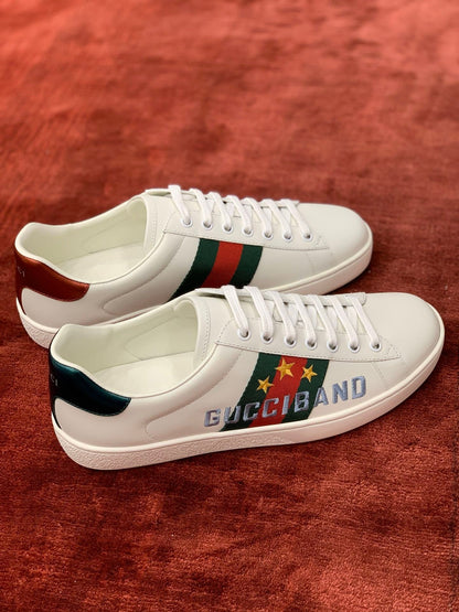 Sneakers & Shoes