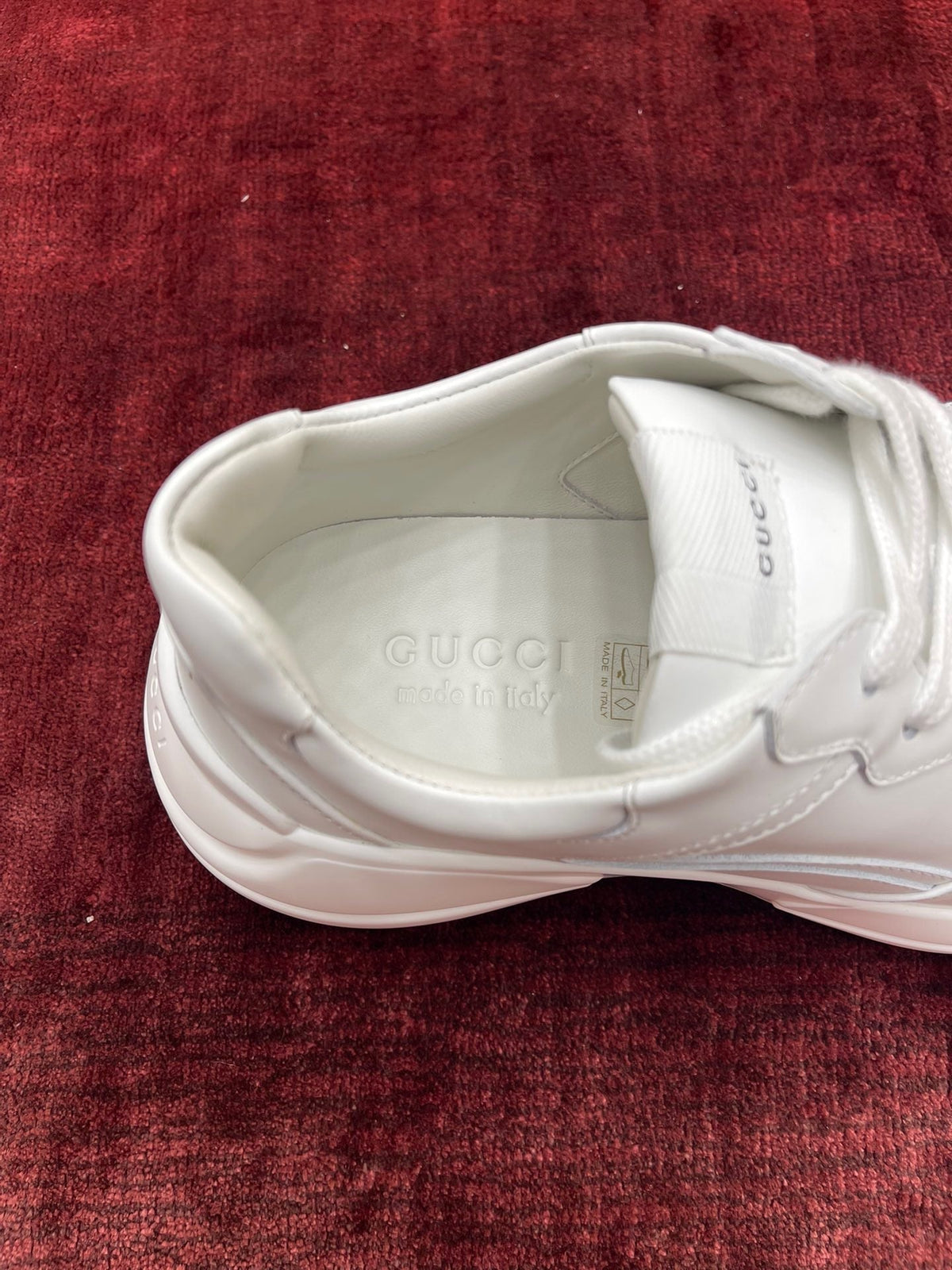 Sneakers & Shoes