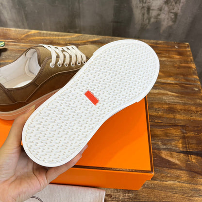 HERM Sneakers