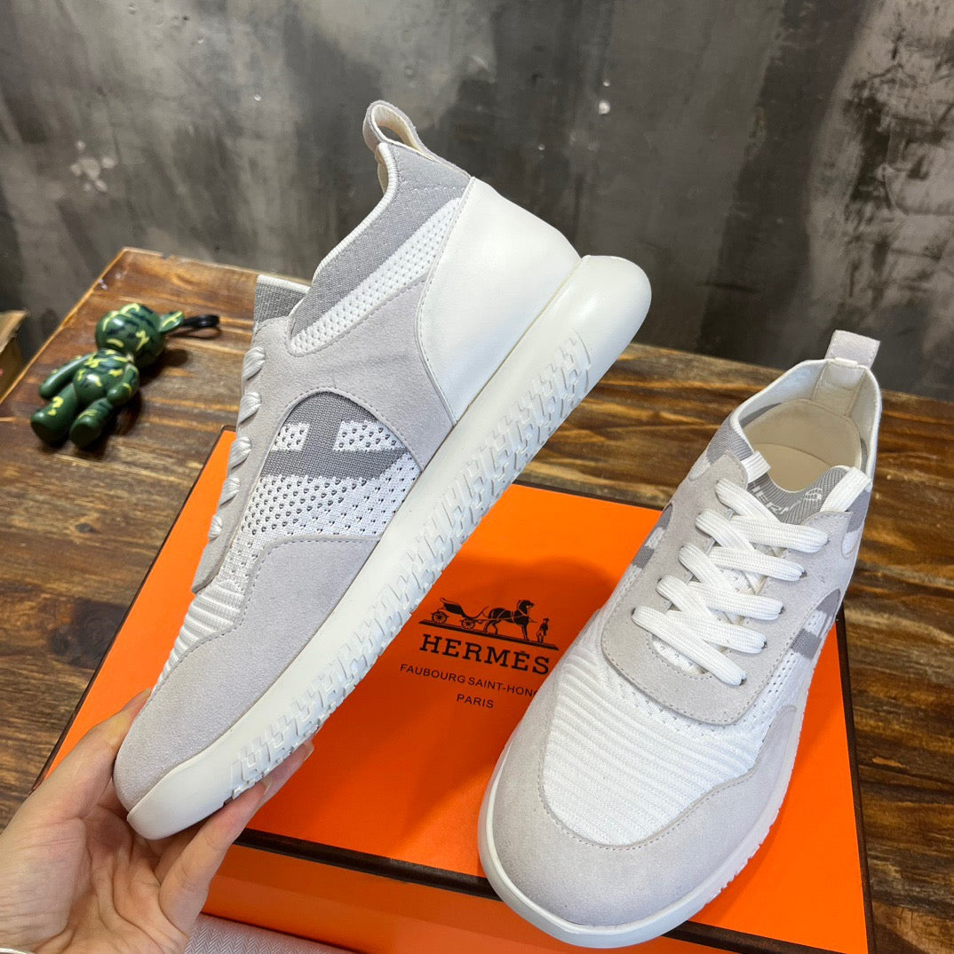 HERM Sneakers