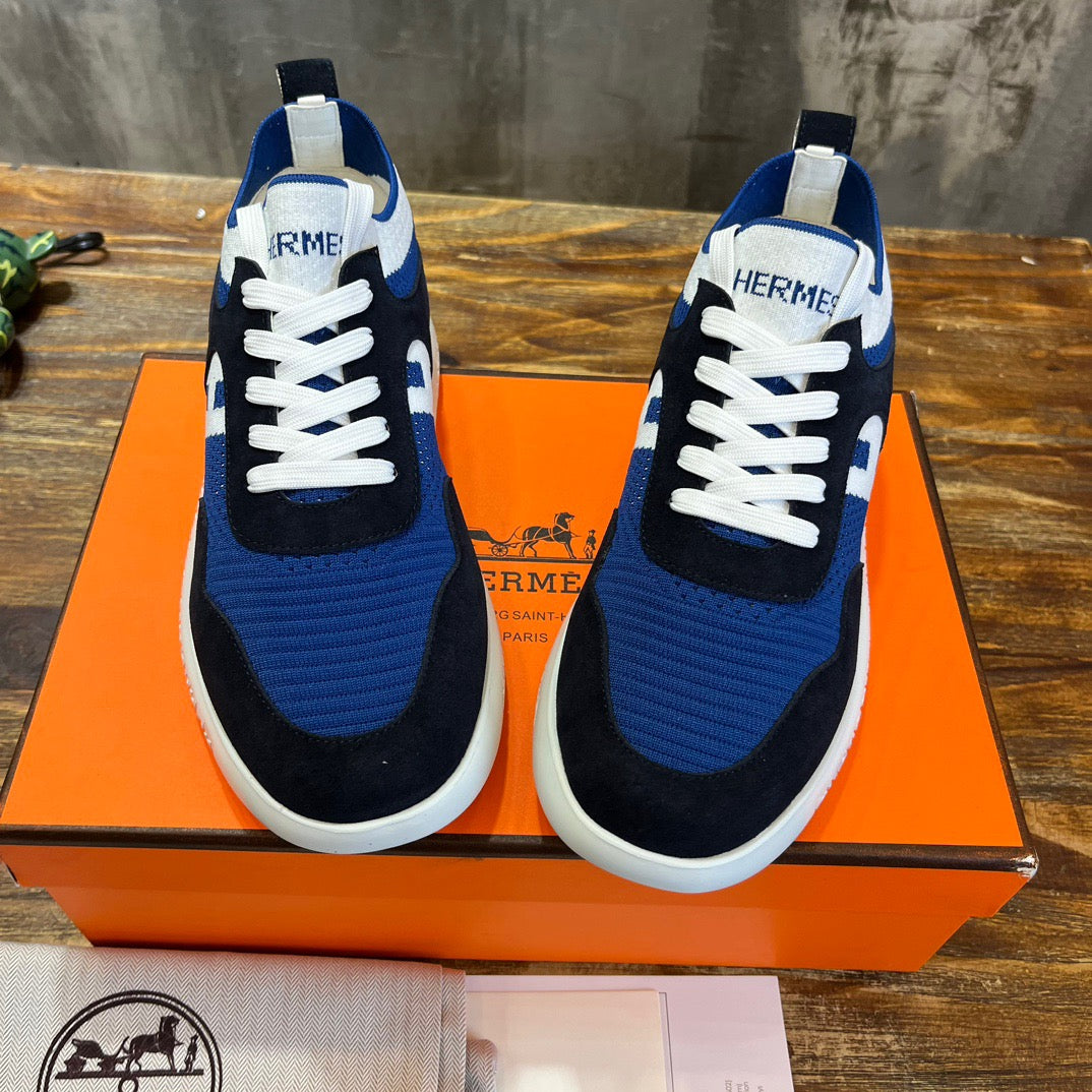 HERM Sneakers