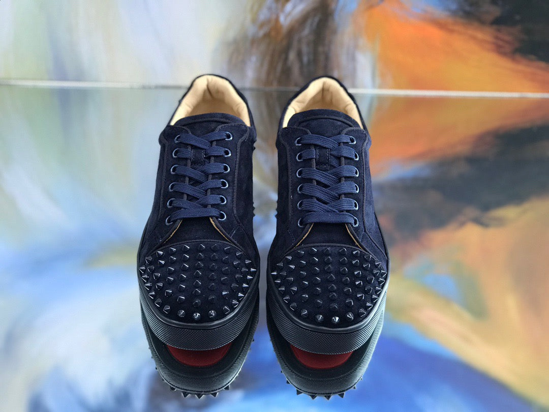 Sneakers & Shoes
