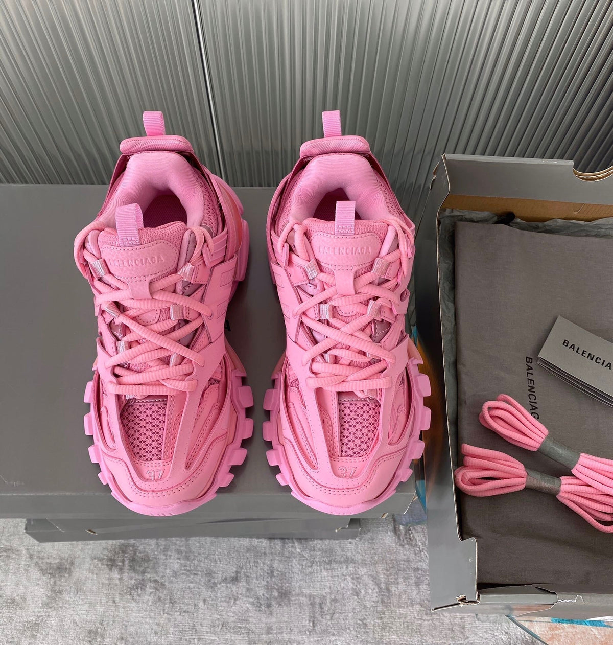 BLCG Sneakers