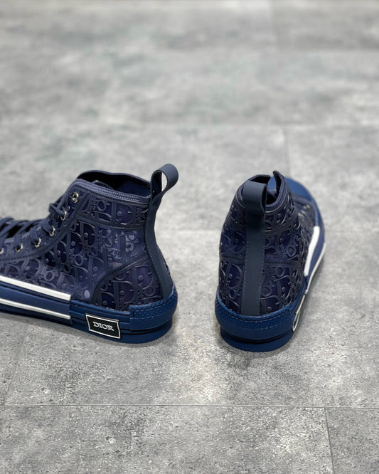 DIO Sneakers