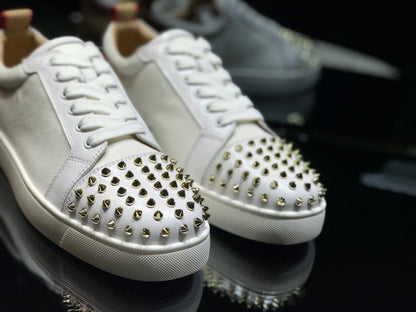 Sneakers & Shoes