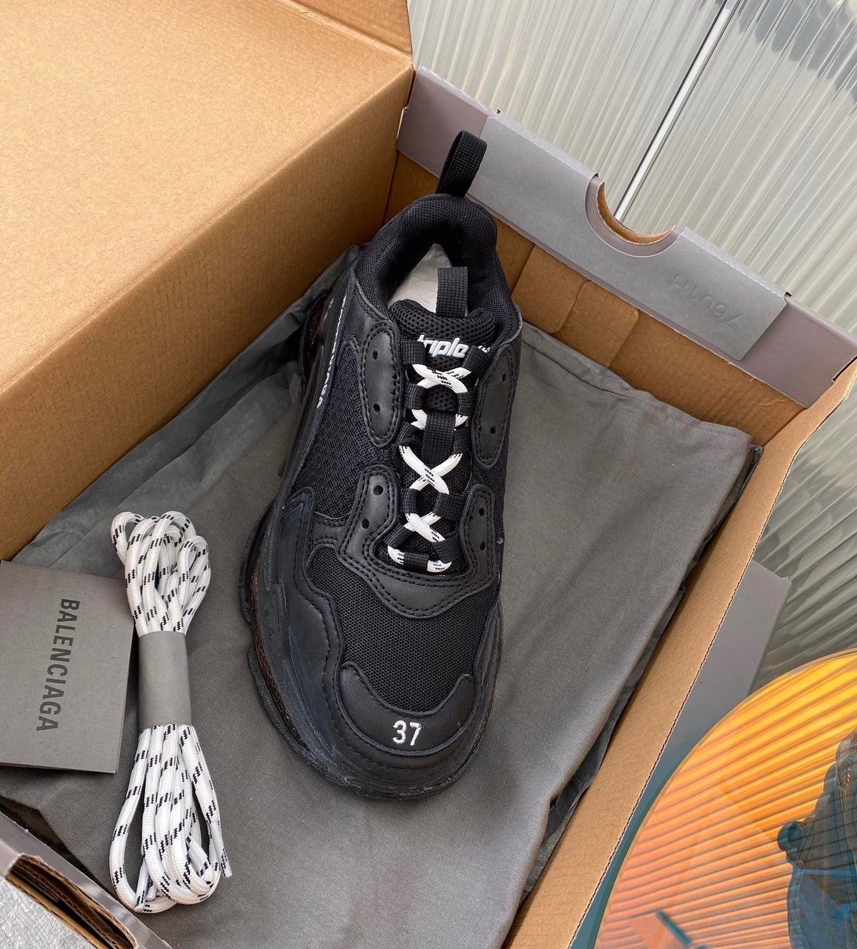 BLCG Sneakers