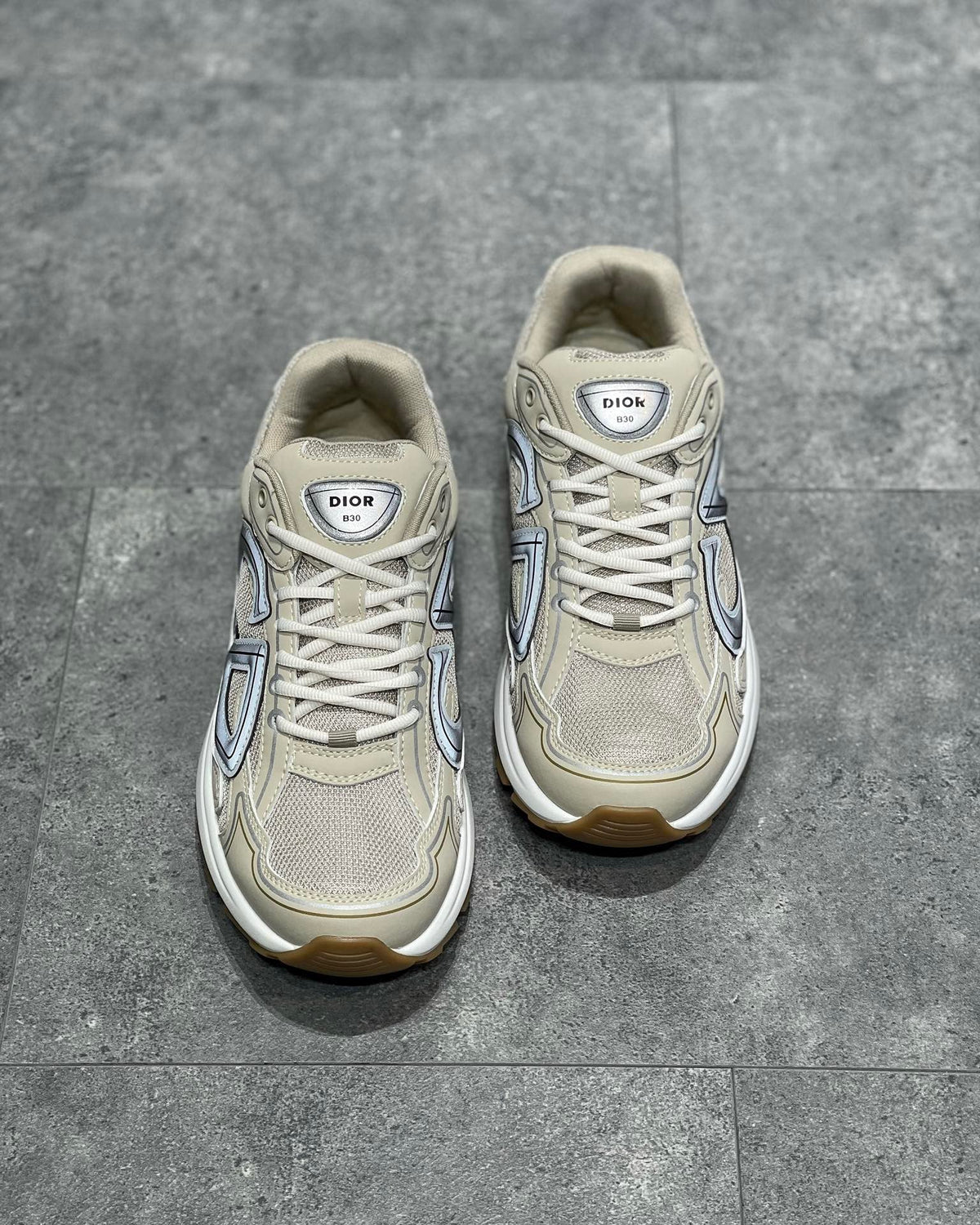 DIO Sneakers