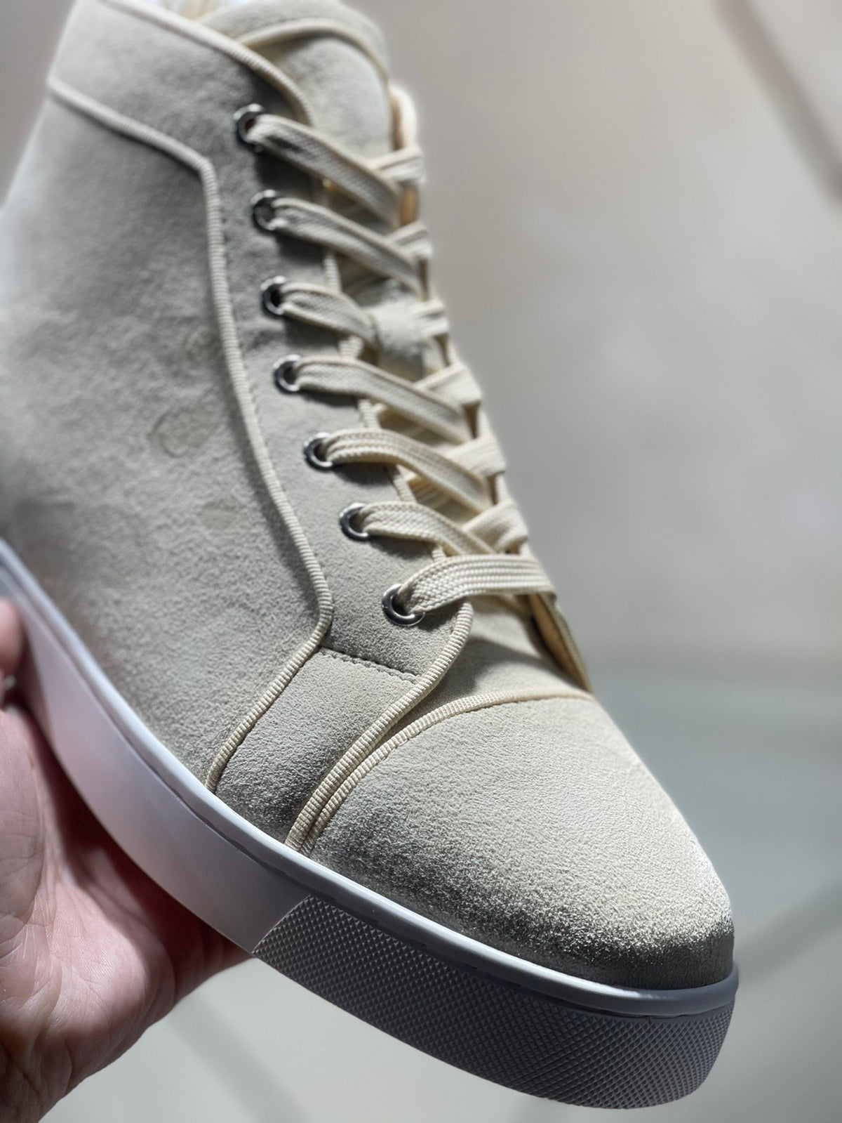 Sneakers & Shoes