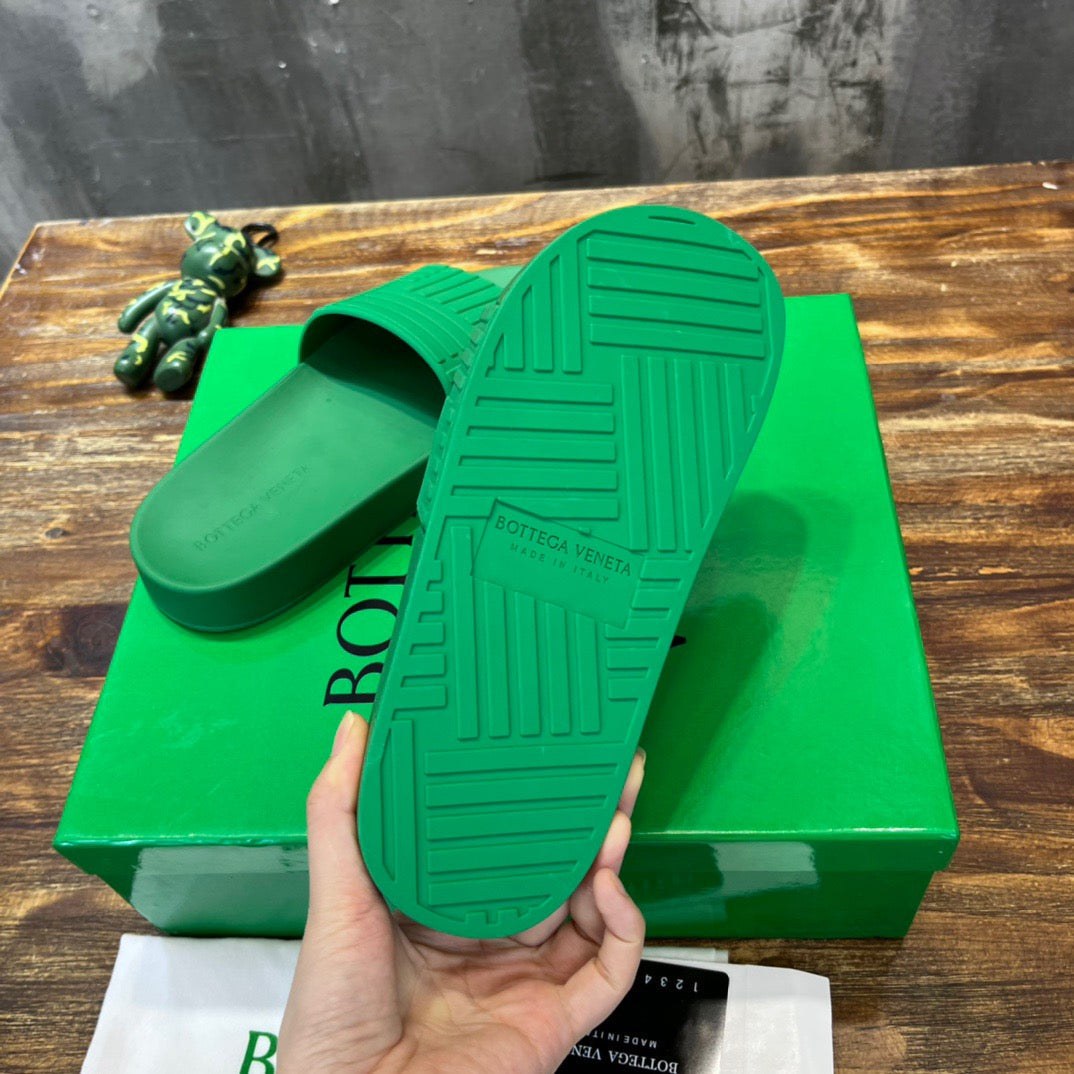 BV Sandals