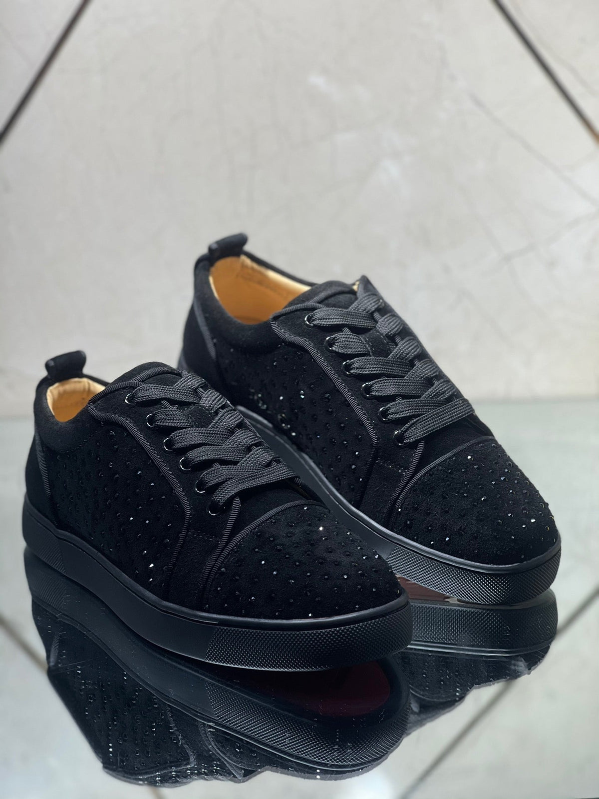 Sneakers & Shoes