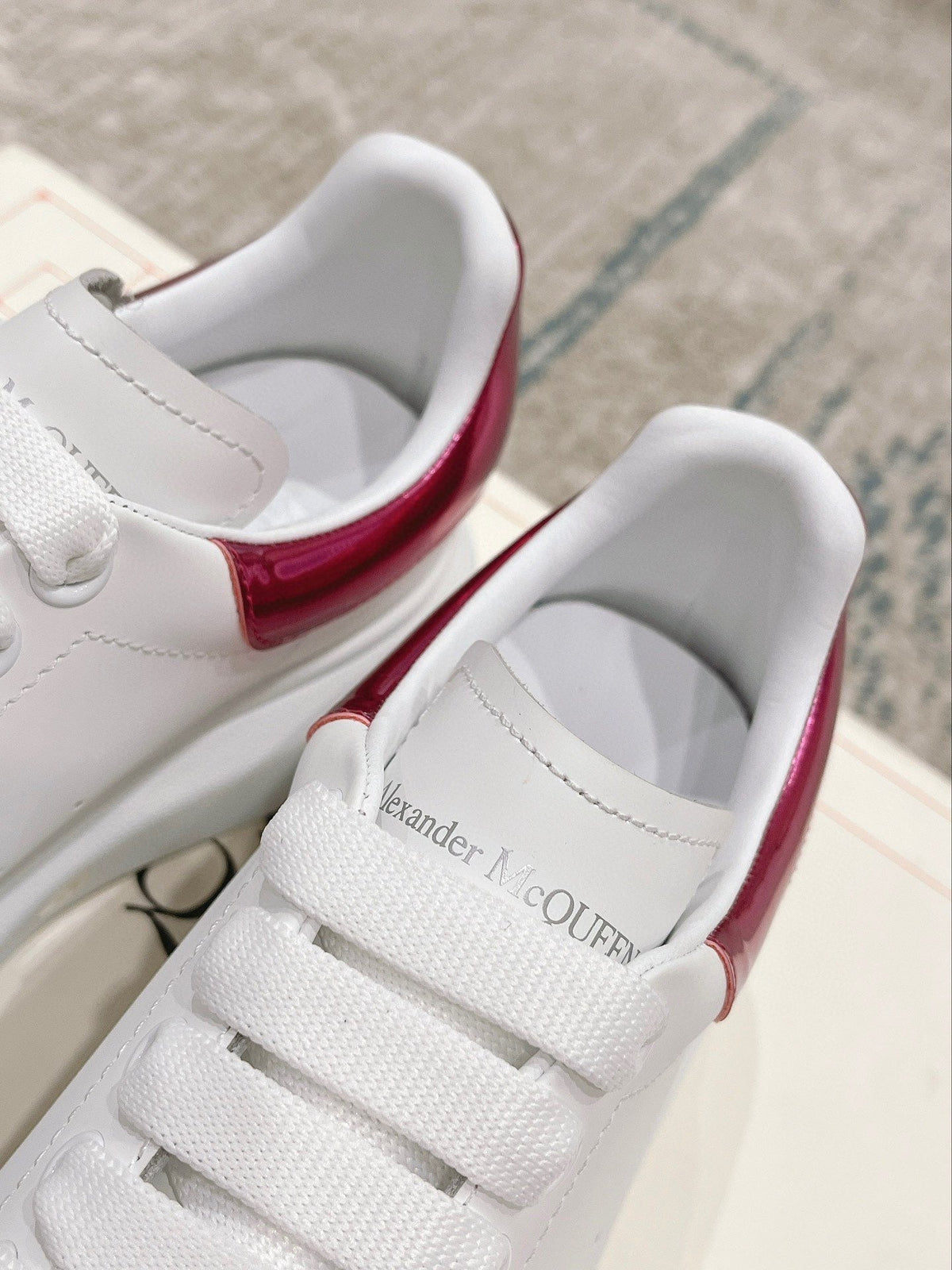 Sneakers & Shoes