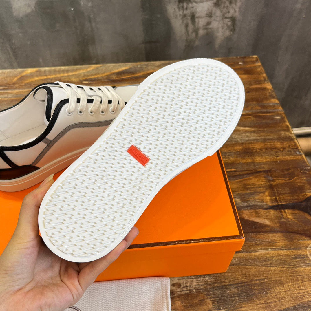 HERM Sneakers