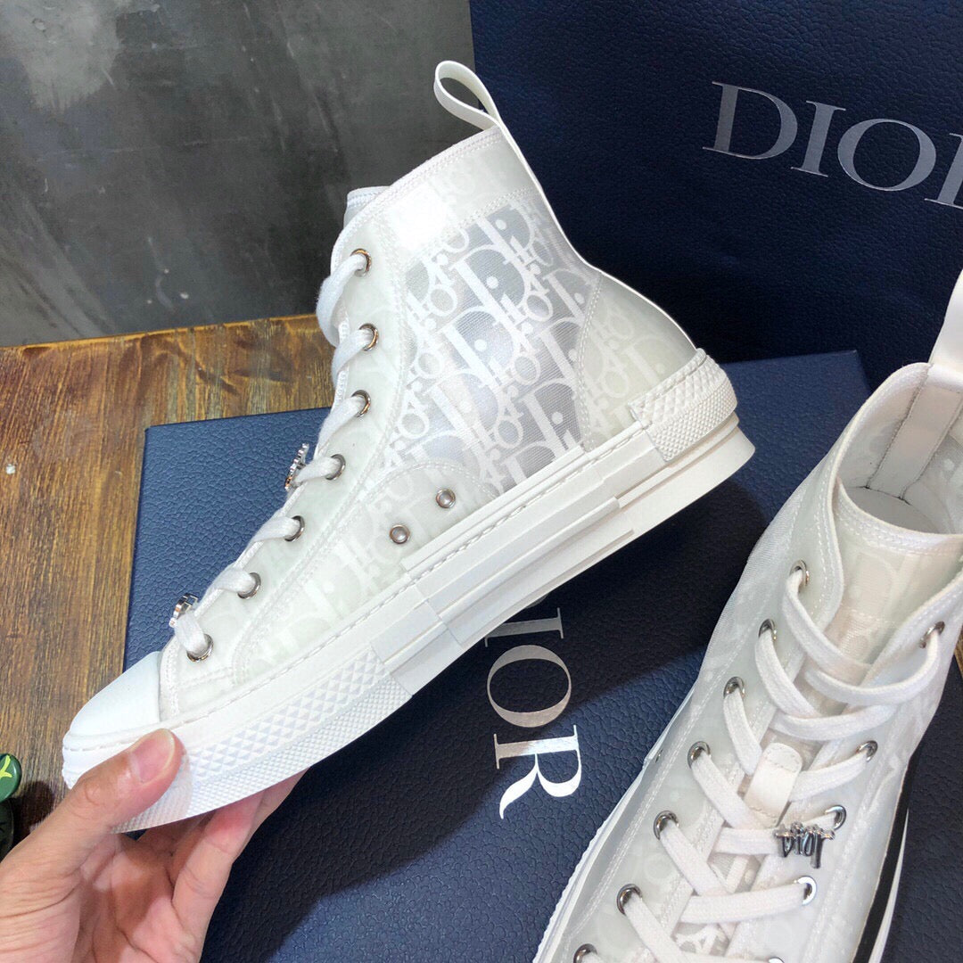 DIO Sneakers