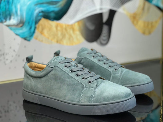 Sneakers & Shoes