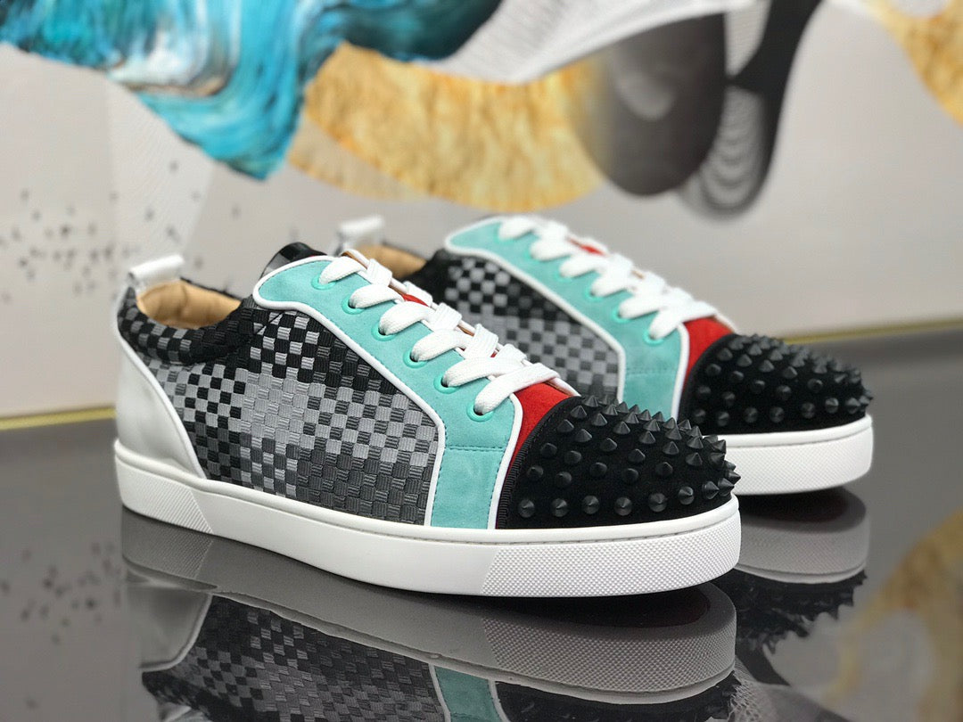Sneakers & Shoes