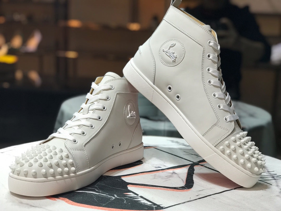 Sneakers & Shoes