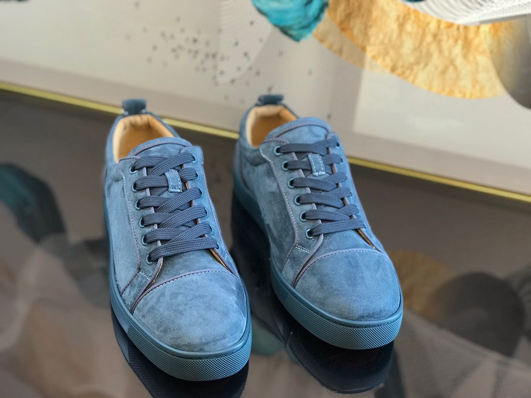 Sneakers & Shoes
