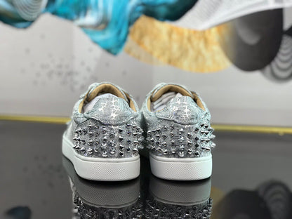 Sneakers & Shoes