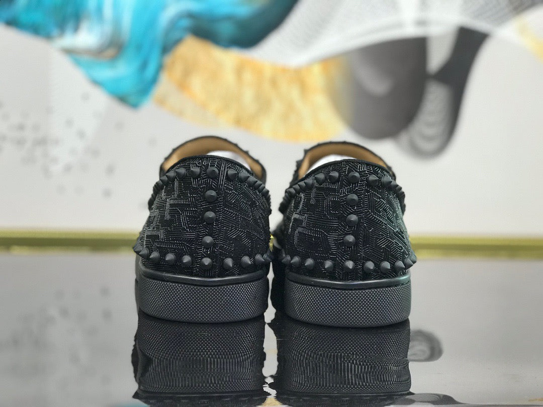 Sneakers & Shoes