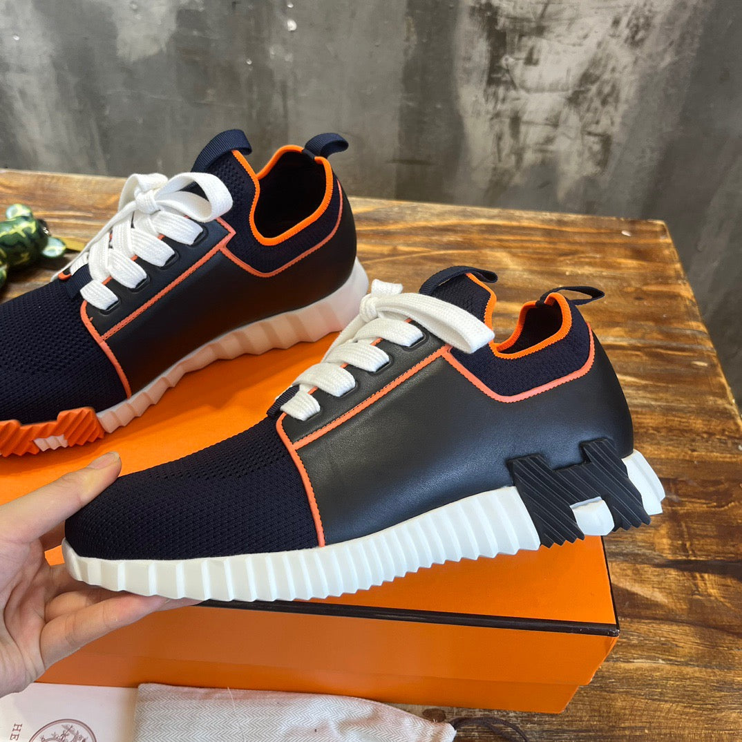 HERM Sneakers