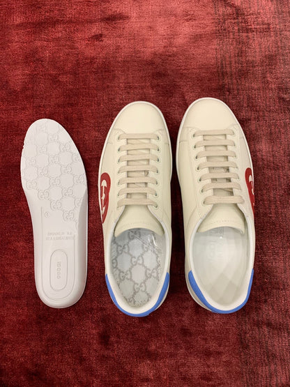 Sneakers & Shoes
