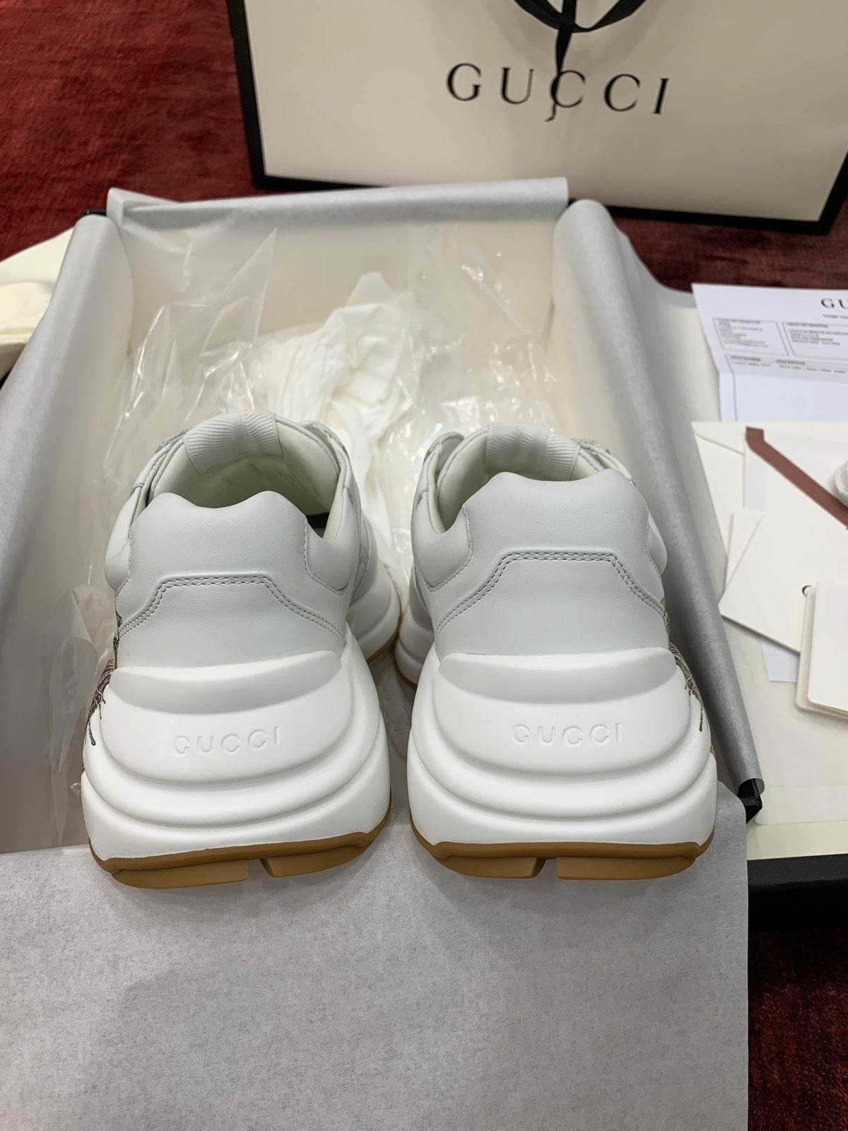 Sneakers & Shoes