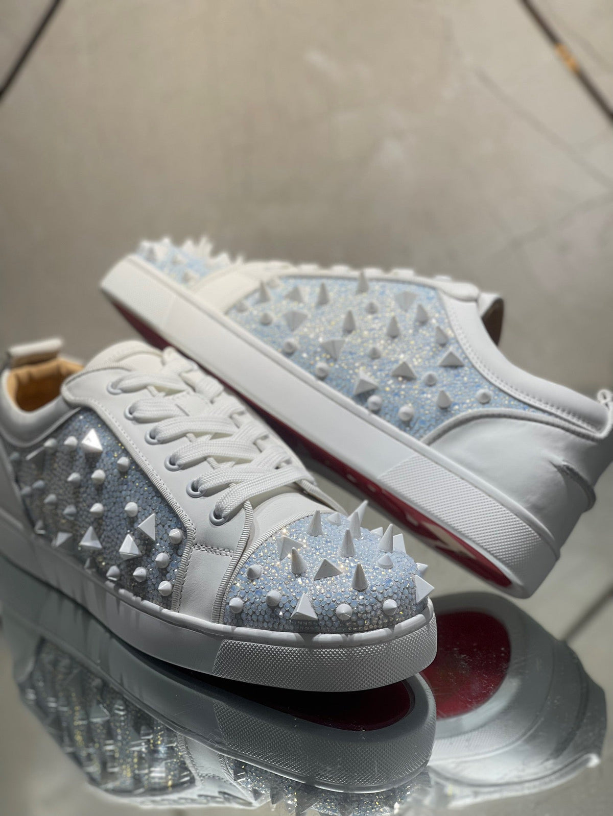 Sneakers & Shoes