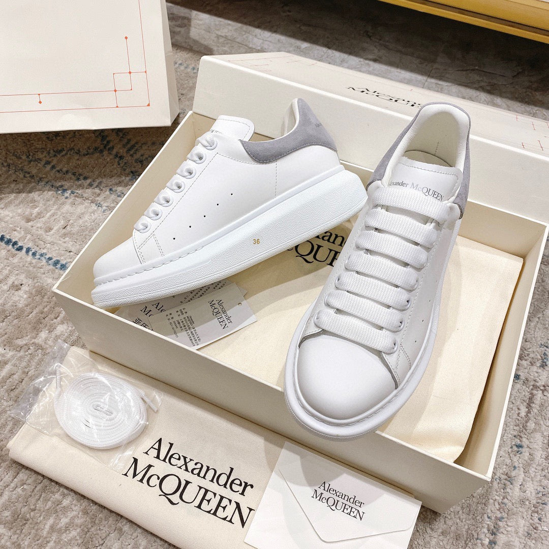 Sneakers & Shoes