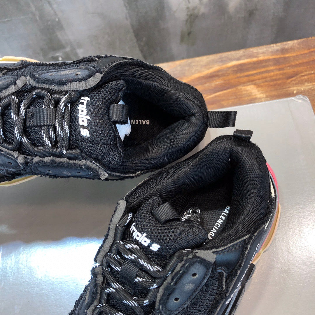 BLCG Sneakers