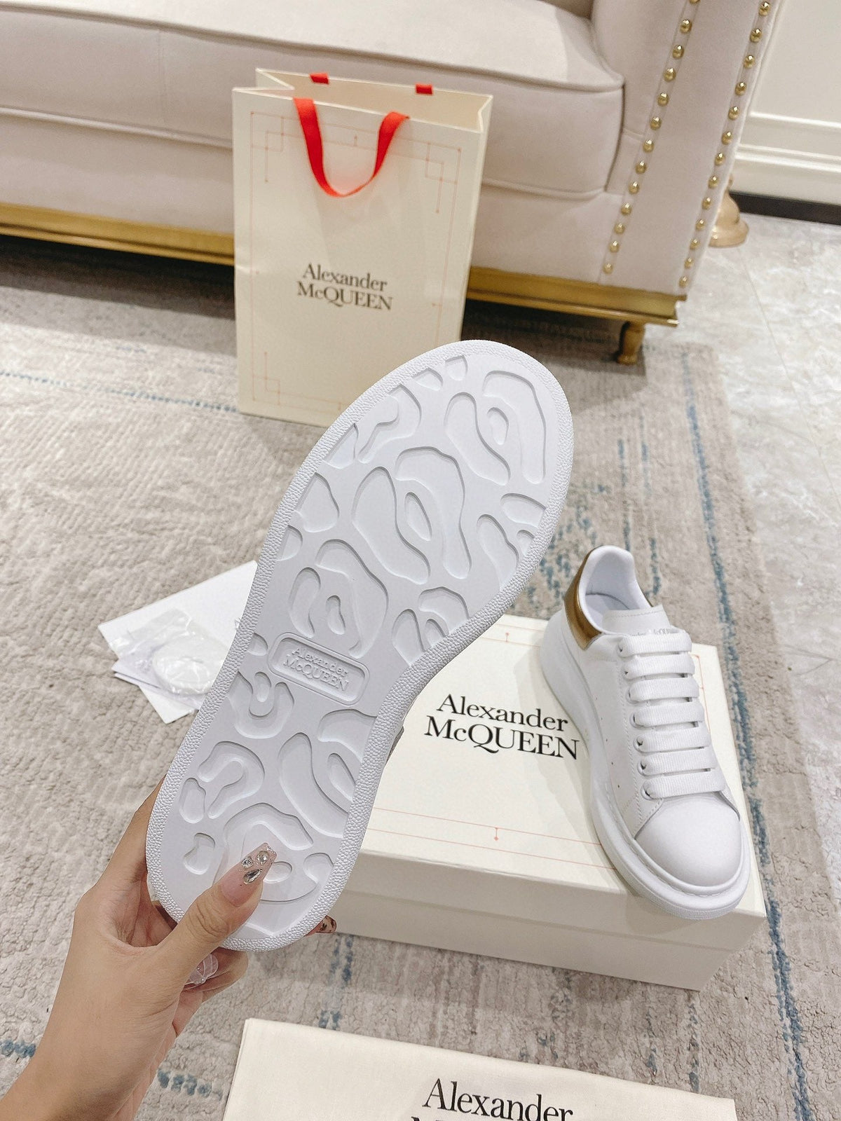 Sneakers & Shoes