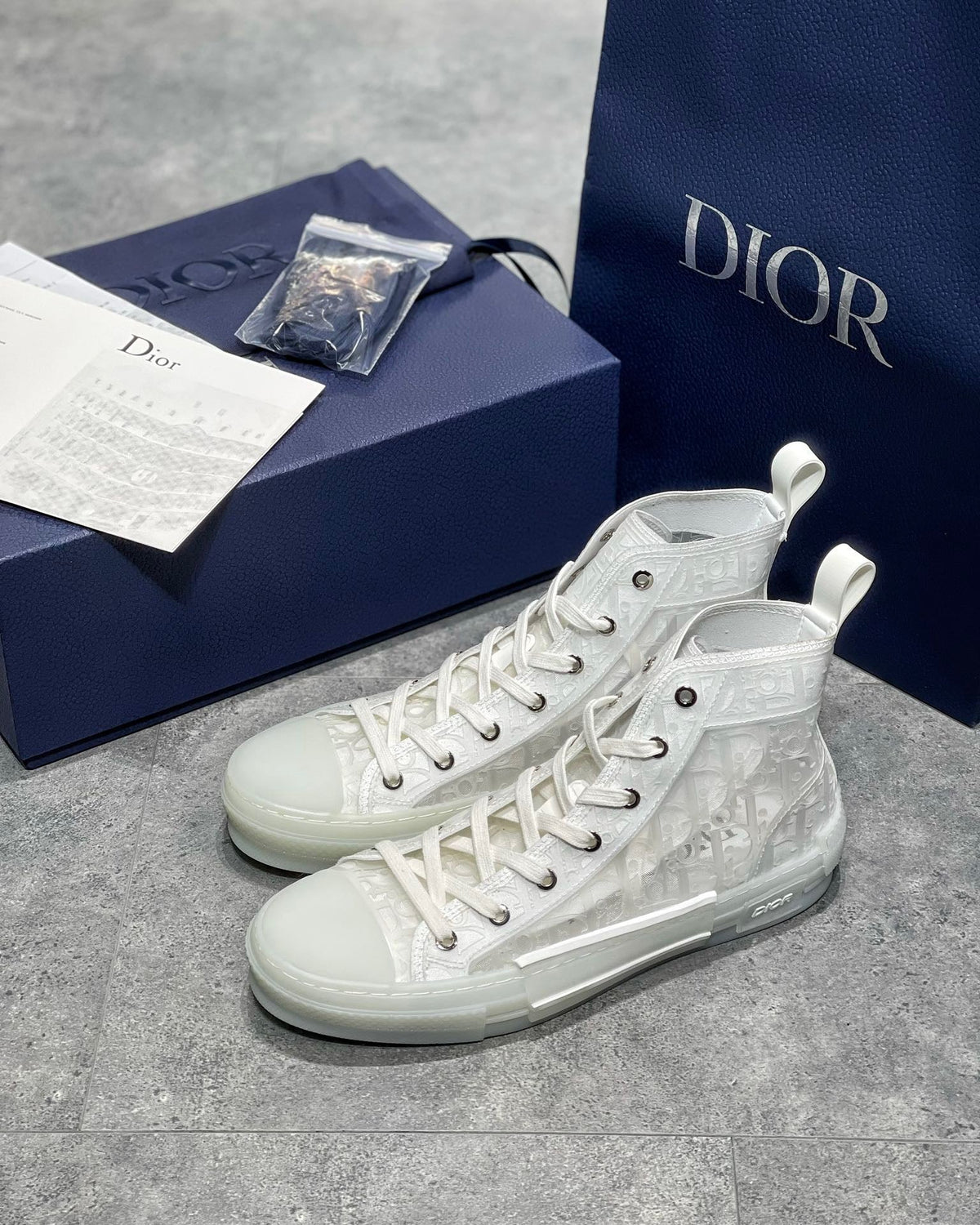DIO Sneakers